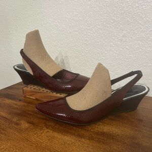 Kenneth Cole Reaction Red Wine Slingback Wedge Pumps -small tear